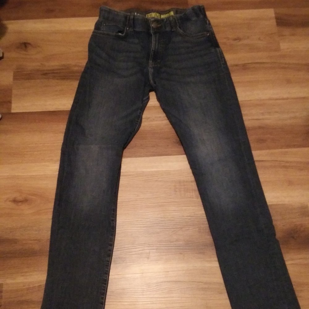 Lee Extreme Motion Straight Fit Tapered Leg Jeans